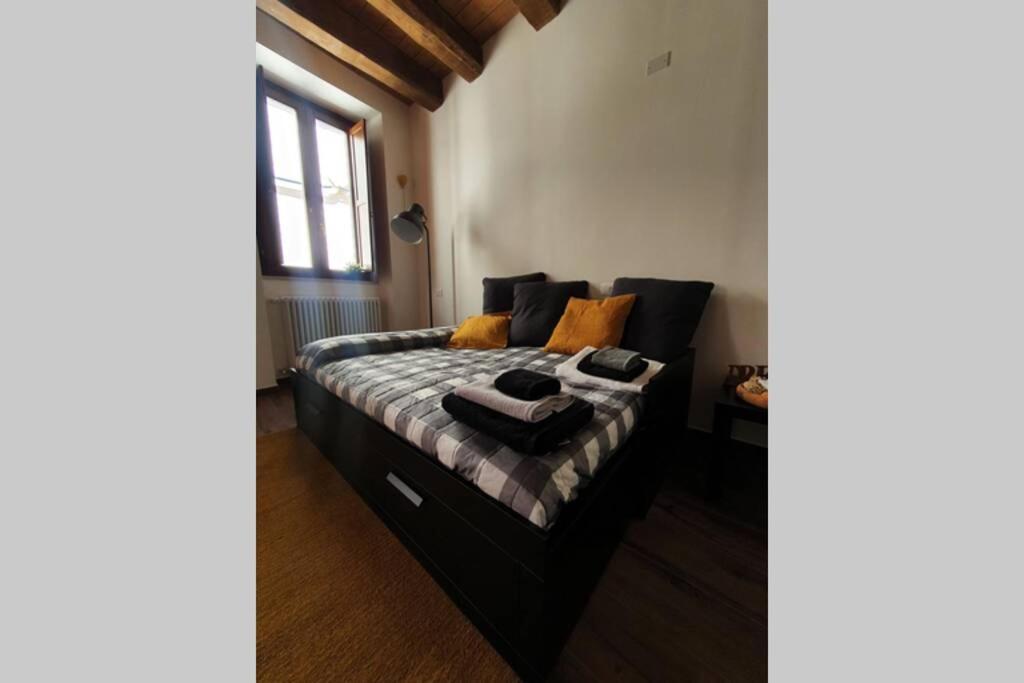 Il Caddi - Caratteristico Monolocale In Pieno Centro Storico Apartment L'Aquila Exterior photo